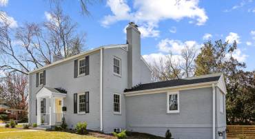 5200 WILLIAMSBURG BLVD, ARLINGTON, Virginia 22207, 5 Bedrooms Bedrooms, ,4 BathroomsBathrooms,Residential,For sale,5200 WILLIAMSBURG BLVD,VAAR2054896 MLS # VAAR2054896