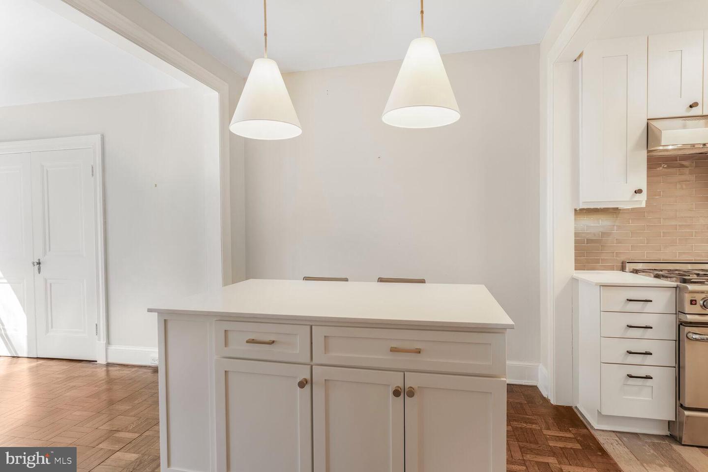 4000 CATHEDRAL AVE NW #105B, WASHINGTON, District Of Columbia 20016, 1 Bedroom Bedrooms, ,1 BathroomBathrooms,Residential,For sale,4000 CATHEDRAL AVE NW #105B,DCDC2191528 MLS # DCDC2191528 4000 CATHEDRAL AVE NW #105B, WASHINGTON, District Of Columbia 20016, 1 Bedroom Bedrooms, ,1 BathroomBathrooms,Residential,For sale,4000 CATHEDRAL AVE NW #105B,DCDC2191528 MLS # DCDC2191528