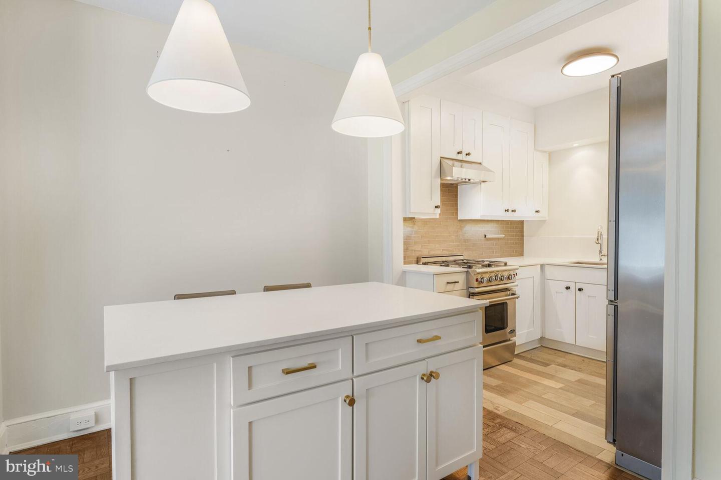 4000 CATHEDRAL AVE NW #105B, WASHINGTON, District Of Columbia 20016, 1 Bedroom Bedrooms, ,1 BathroomBathrooms,Residential,For sale,4000 CATHEDRAL AVE NW #105B,DCDC2191528 MLS # DCDC2191528 4000 CATHEDRAL AVE NW #105B, WASHINGTON, District Of Columbia 20016, 1 Bedroom Bedrooms, ,1 BathroomBathrooms,Residential,For sale,4000 CATHEDRAL AVE NW #105B,DCDC2191528 MLS # DCDC2191528