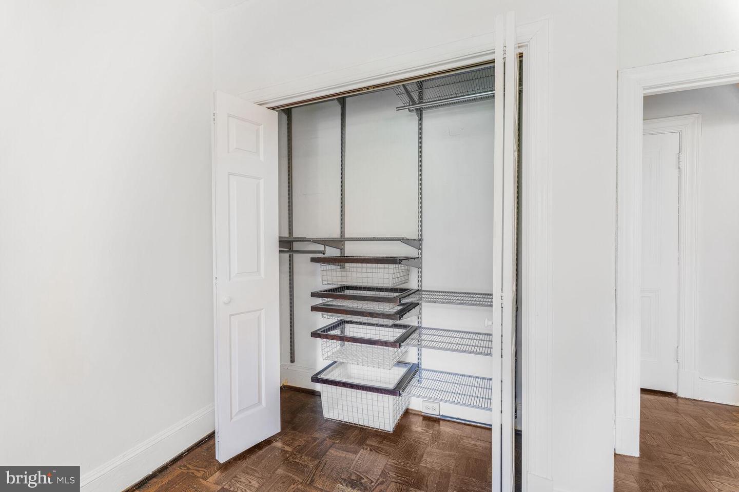 4000 CATHEDRAL AVE NW #105B, WASHINGTON, District Of Columbia 20016, 1 Bedroom Bedrooms, ,1 BathroomBathrooms,Residential,For sale,4000 CATHEDRAL AVE NW #105B,DCDC2191528 MLS # DCDC2191528 4000 CATHEDRAL AVE NW #105B, WASHINGTON, District Of Columbia 20016, 1 Bedroom Bedrooms, ,1 BathroomBathrooms,Residential,For sale,4000 CATHEDRAL AVE NW #105B,DCDC2191528 MLS # DCDC2191528