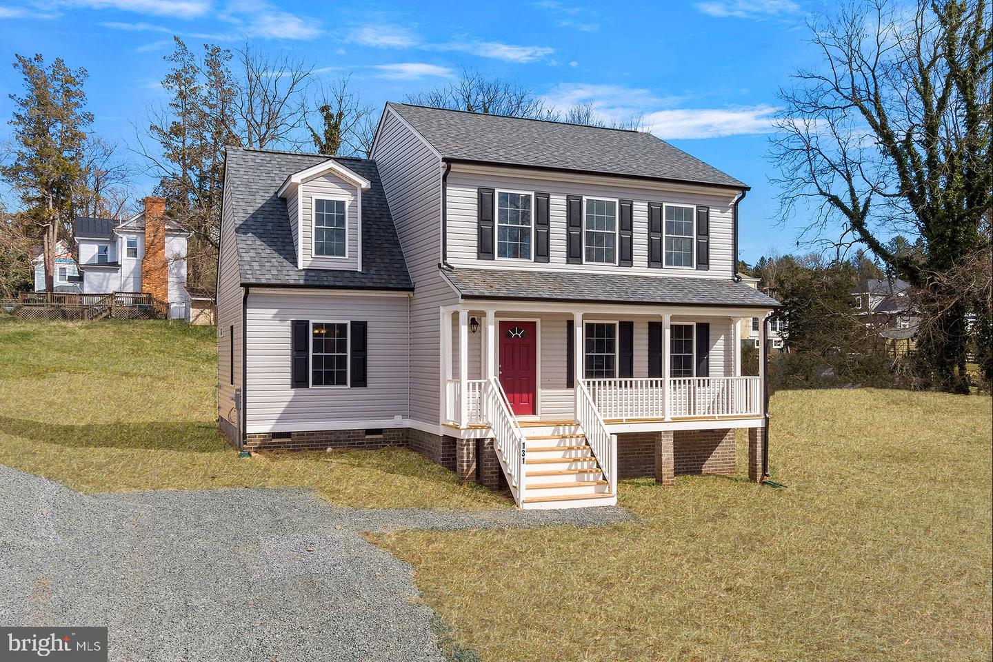 45-A-1 S LOUDOUN ST, LOVETTSVILLE, Virginia 20180, 4 Bedrooms Bedrooms, ,2 BathroomsBathrooms,Residential,For sale,45-A-1 S LOUDOUN ST,VALO2091630 MLS # VALO2091630