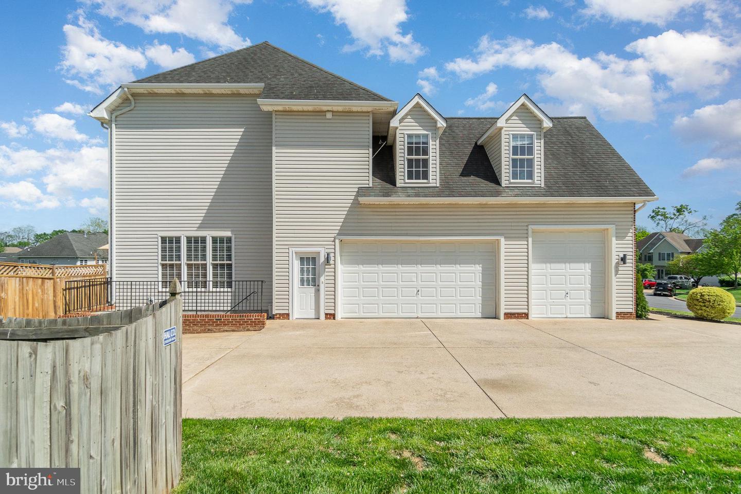 408 MONTGOMERY CT, BERRYVILLE, Virginia 22611, 5 Bedrooms Bedrooms, ,3 BathroomsBathrooms,Residential,For sale,408 MONTGOMERY CT,VACL2003472 MLS # VACL2003472