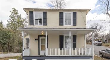 706 CASTALIA ST, CHARLOTTESVILLE, Virginia 22902, 2 Bedrooms Bedrooms, ,1 BathroomBathrooms,Residential,For sale,706 CASTALIA ST,661712 MLS # 661712