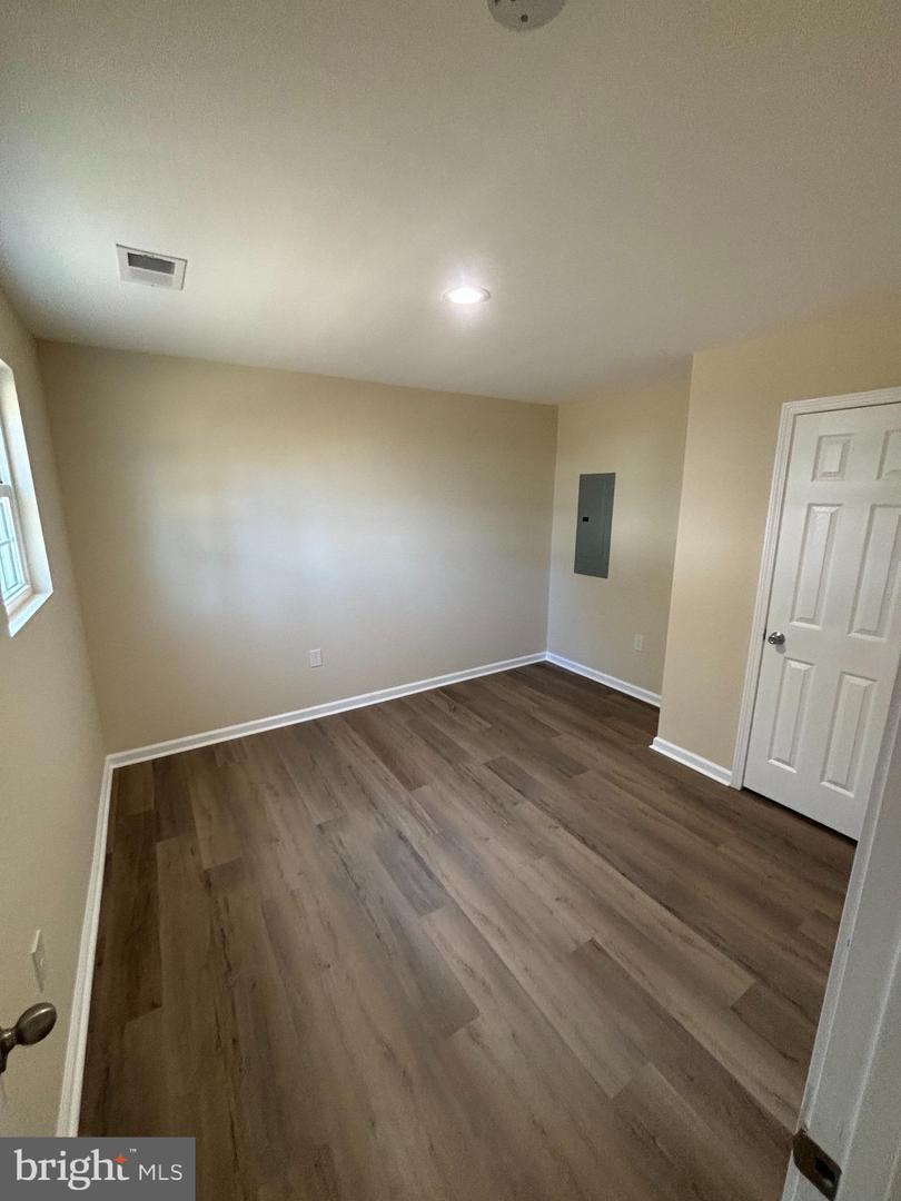 118 CABBEL DR, MANASSAS PARK, Virginia 20111, 5 Bedrooms Bedrooms, ,2 BathroomsBathrooms,Residential,For sale,118 CABBEL DR,VAMP2002924 MLS # VAMP2002924