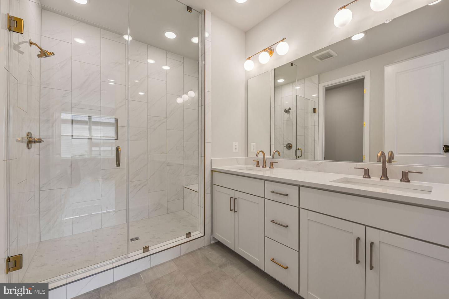 1609 FELLOWSHIP SQ, RESTON, Virginia 20190, 3 Bedrooms Bedrooms, ,3 BathroomsBathrooms,Residential,For sale,1609 FELLOWSHIP SQ,VAFX2229634 MLS # VAFX2229634