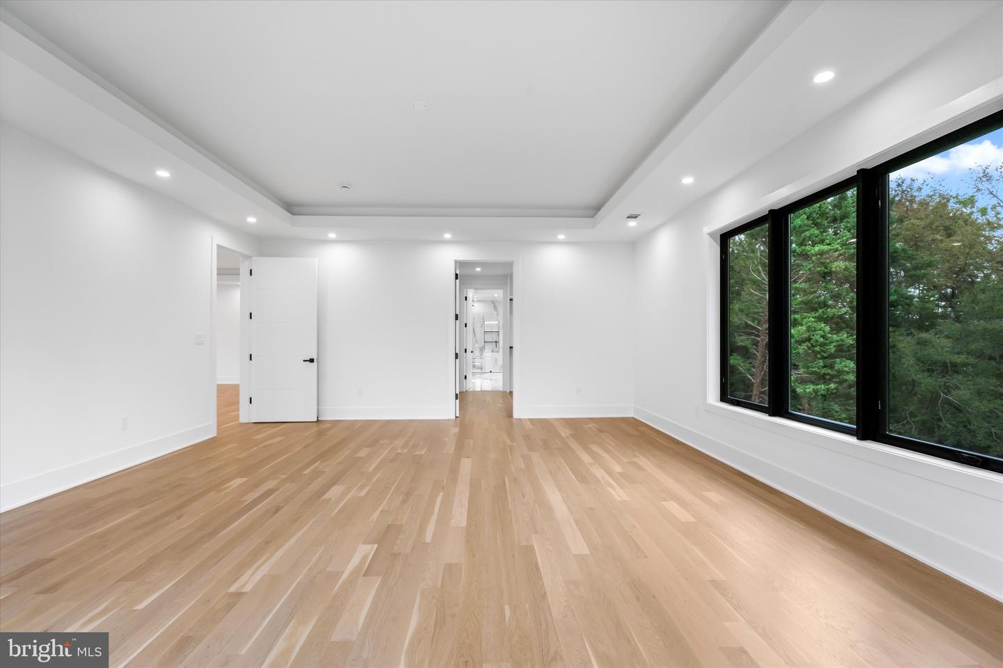 4609 WILLOW RUN DR, ANNANDALE, Virginia 22003, 7 Bedrooms Bedrooms, ,7 BathroomsBathrooms,Residential,For sale,4609 WILLOW RUN DR,VAFX2207416 MLS # VAFX2207416