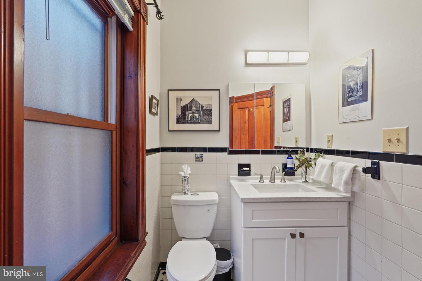 642 EAST CAPITOL ST NE, WASHINGTON, District Of Columbia 20003, 8 Bedrooms Bedrooms, ,8 BathroomsBathrooms,Residential,For sale,642 EAST CAPITOL ST NE,DCDC2191820 MLS # DCDC2191820
