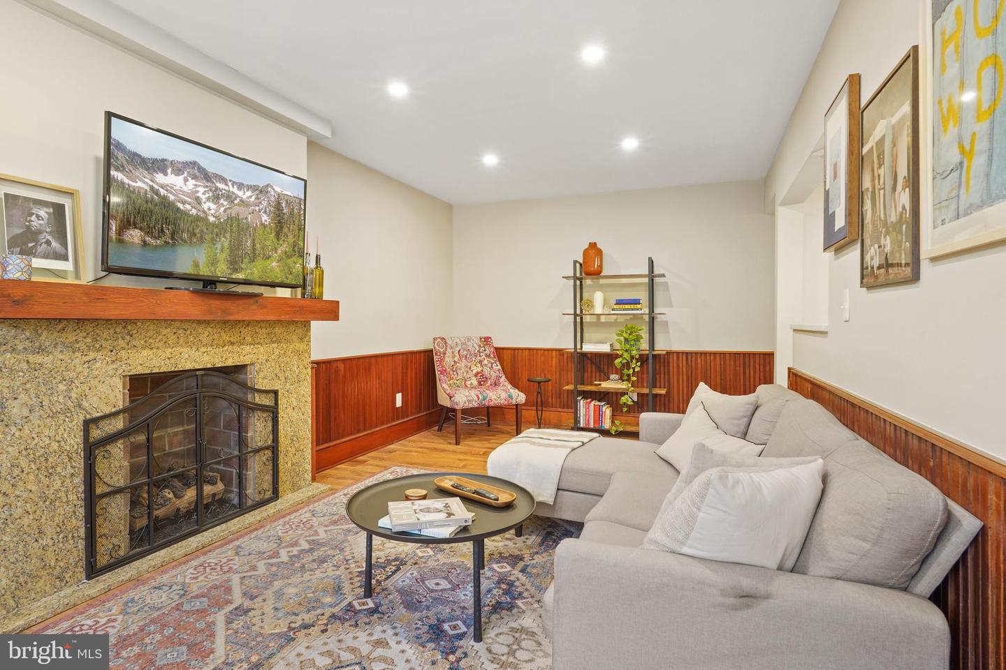 642 EAST CAPITOL ST NE, WASHINGTON, District Of Columbia 20003, 8 Bedrooms Bedrooms, ,8 BathroomsBathrooms,Residential,For sale,642 EAST CAPITOL ST NE,DCDC2191820 MLS # DCDC2191820