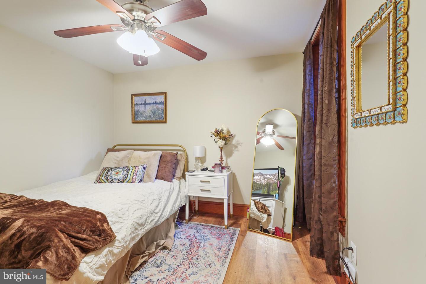 642 EAST CAPITOL ST NE, WASHINGTON, District Of Columbia 20003, 8 Bedrooms Bedrooms, ,8 BathroomsBathrooms,Residential,For sale,642 EAST CAPITOL ST NE,DCDC2191820 MLS # DCDC2191820