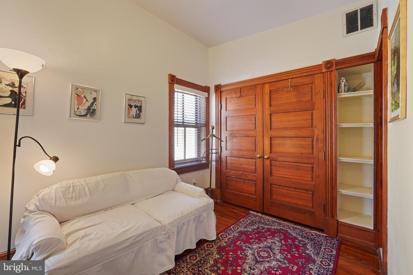642 EAST CAPITOL ST NE, WASHINGTON, District Of Columbia 20003, 8 Bedrooms Bedrooms, ,8 BathroomsBathrooms,Residential,For sale,642 EAST CAPITOL ST NE,DCDC2191820 MLS # DCDC2191820