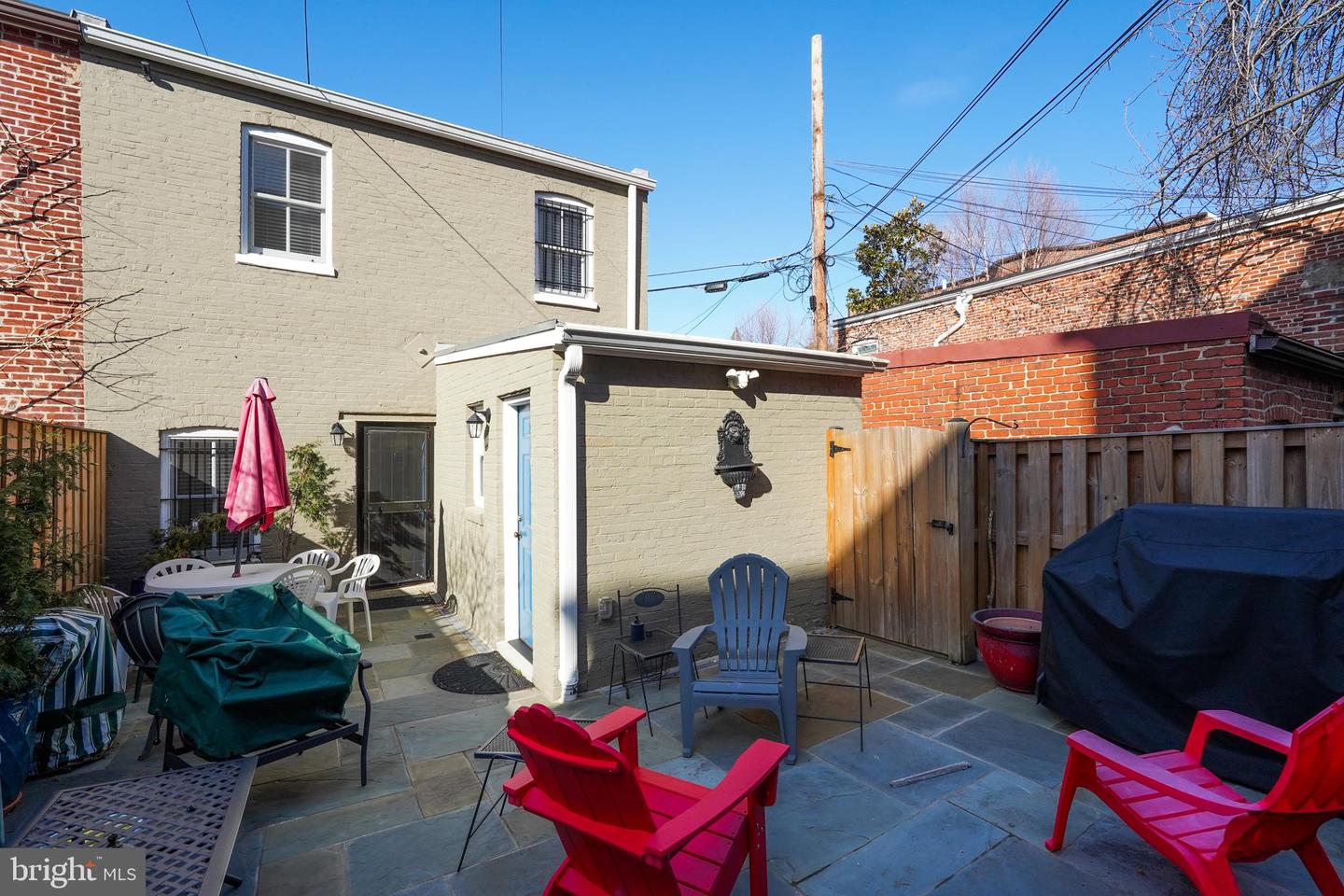 642 EAST CAPITOL ST NE, WASHINGTON, District Of Columbia 20003, 8 Bedrooms Bedrooms, ,8 BathroomsBathrooms,Residential,For sale,642 EAST CAPITOL ST NE,DCDC2191820 MLS # DCDC2191820