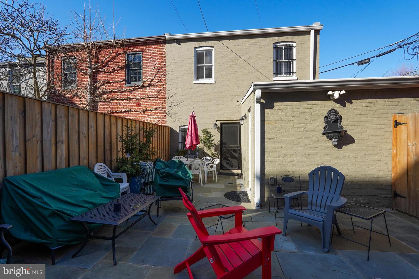 642 EAST CAPITOL ST NE, WASHINGTON, District Of Columbia 20003, 8 Bedrooms Bedrooms, ,8 BathroomsBathrooms,Residential,For sale,642 EAST CAPITOL ST NE,DCDC2191820 MLS # DCDC2191820