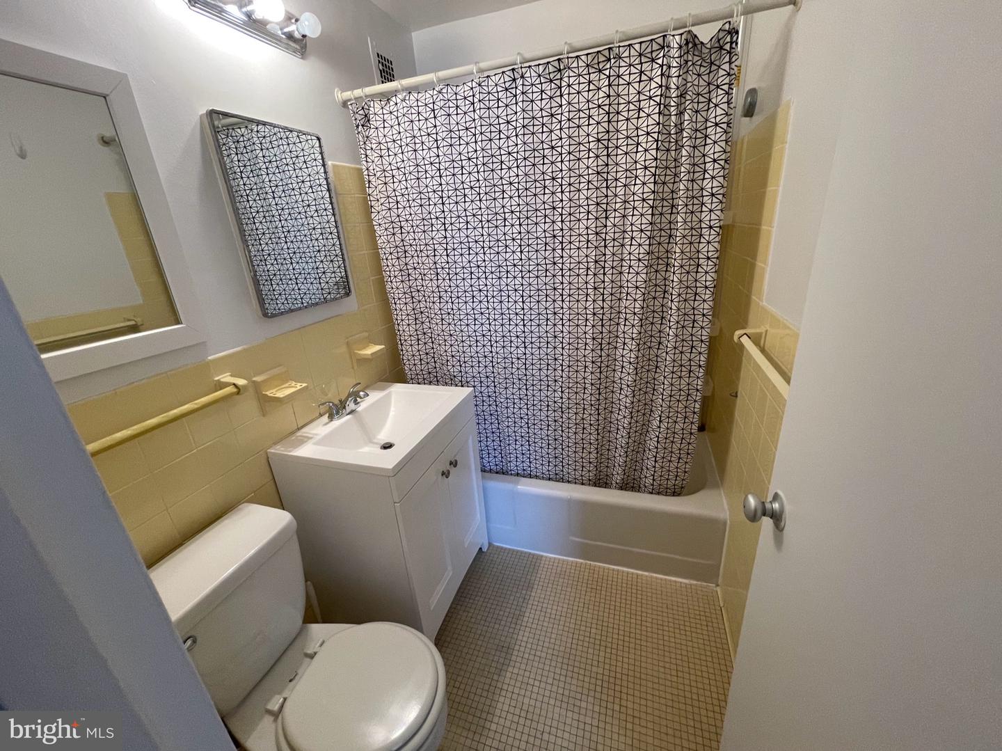 1121 ARLINGTON BLVD #508, ARLINGTON, Virginia 22209, ,1 BathroomBathrooms,Residential,For sale,1121 ARLINGTON BLVD #508,VAAR2052248 MLS # VAAR2052248