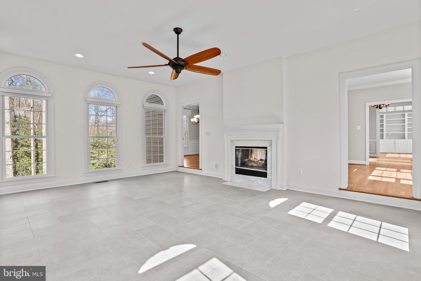 1139 ROUND PEBBLE LN, RESTON, Virginia 20194, 5 Bedrooms Bedrooms, ,4 BathroomsBathrooms,Residential,For sale,1139 ROUND PEBBLE LN,VAFX2227656 MLS # VAFX2227656
