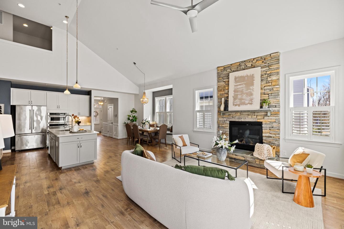 18206 THUNDERBOLT RD, DUMFRIES, Virginia 22026, 4 Bedrooms Bedrooms, 11 Rooms Rooms,3 BathroomsBathrooms,Residential,For sale,18206 THUNDERBOLT RD,VAPW2090000 MLS # VAPW2090000