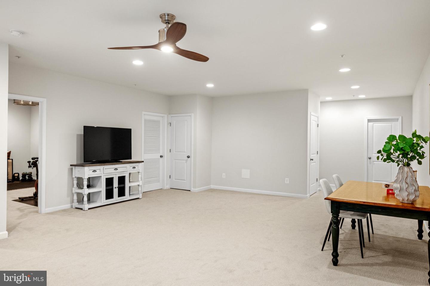 18206 THUNDERBOLT RD, DUMFRIES, Virginia 22026, 4 Bedrooms Bedrooms, 11 Rooms Rooms,3 BathroomsBathrooms,Residential,For sale,18206 THUNDERBOLT RD,VAPW2090000 MLS # VAPW2090000