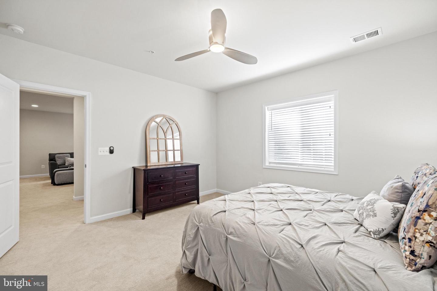 18206 THUNDERBOLT RD, DUMFRIES, Virginia 22026, 4 Bedrooms Bedrooms, 11 Rooms Rooms,3 BathroomsBathrooms,Residential,For sale,18206 THUNDERBOLT RD,VAPW2090000 MLS # VAPW2090000