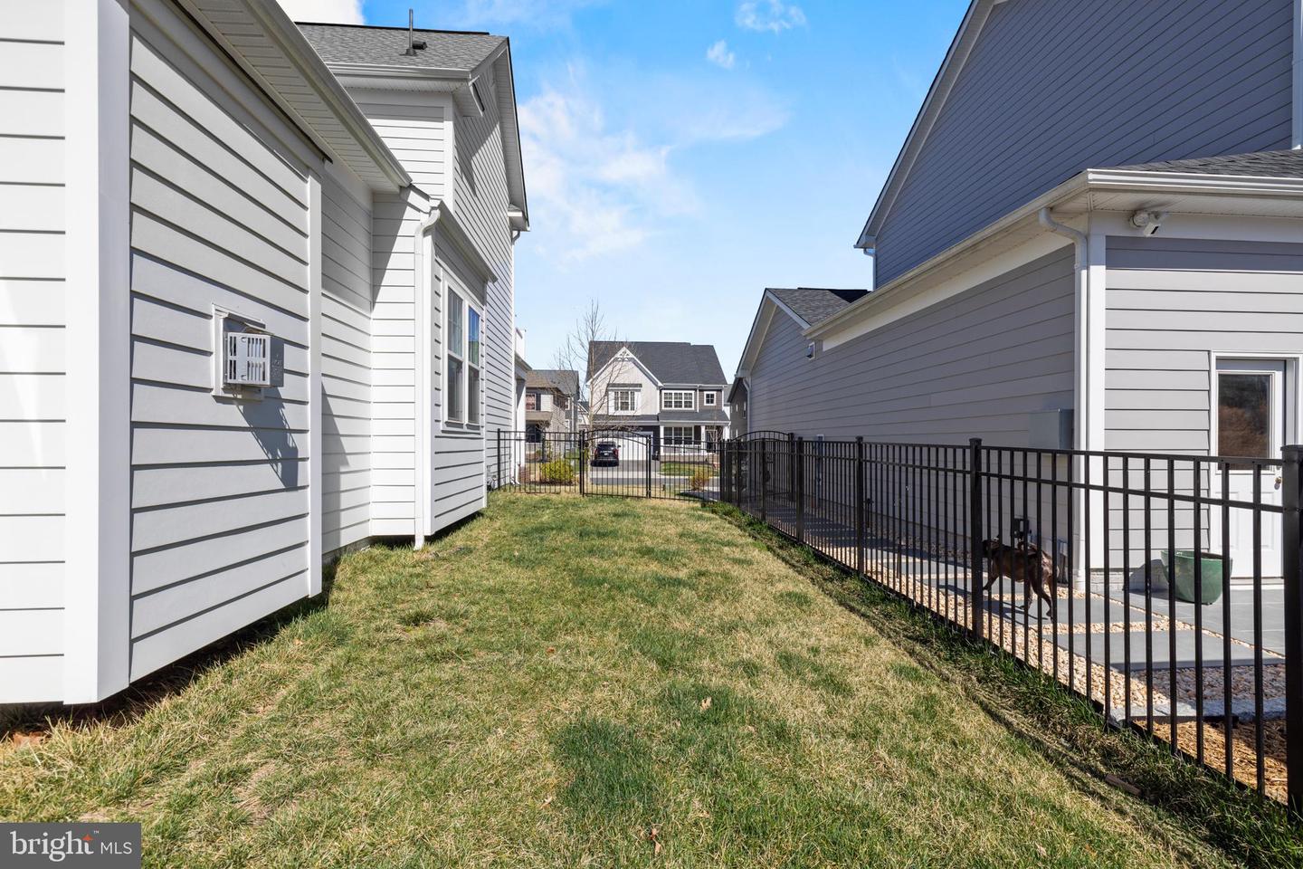 18206 THUNDERBOLT RD, DUMFRIES, Virginia 22026, 4 Bedrooms Bedrooms, 11 Rooms Rooms,3 BathroomsBathrooms,Residential,For sale,18206 THUNDERBOLT RD,VAPW2090000 MLS # VAPW2090000
