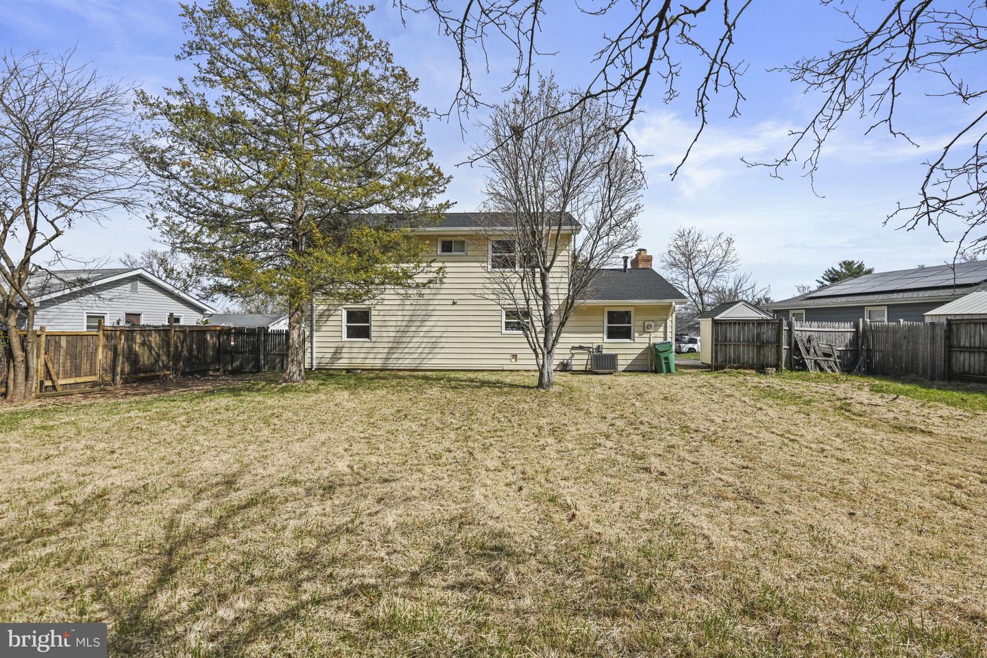 605 N YORK RD, STERLING, Virginia 20164, 5 Bedrooms Bedrooms, ,3 BathroomsBathrooms,Residential,For sale,605 N YORK RD,VALO2091686 MLS # VALO2091686