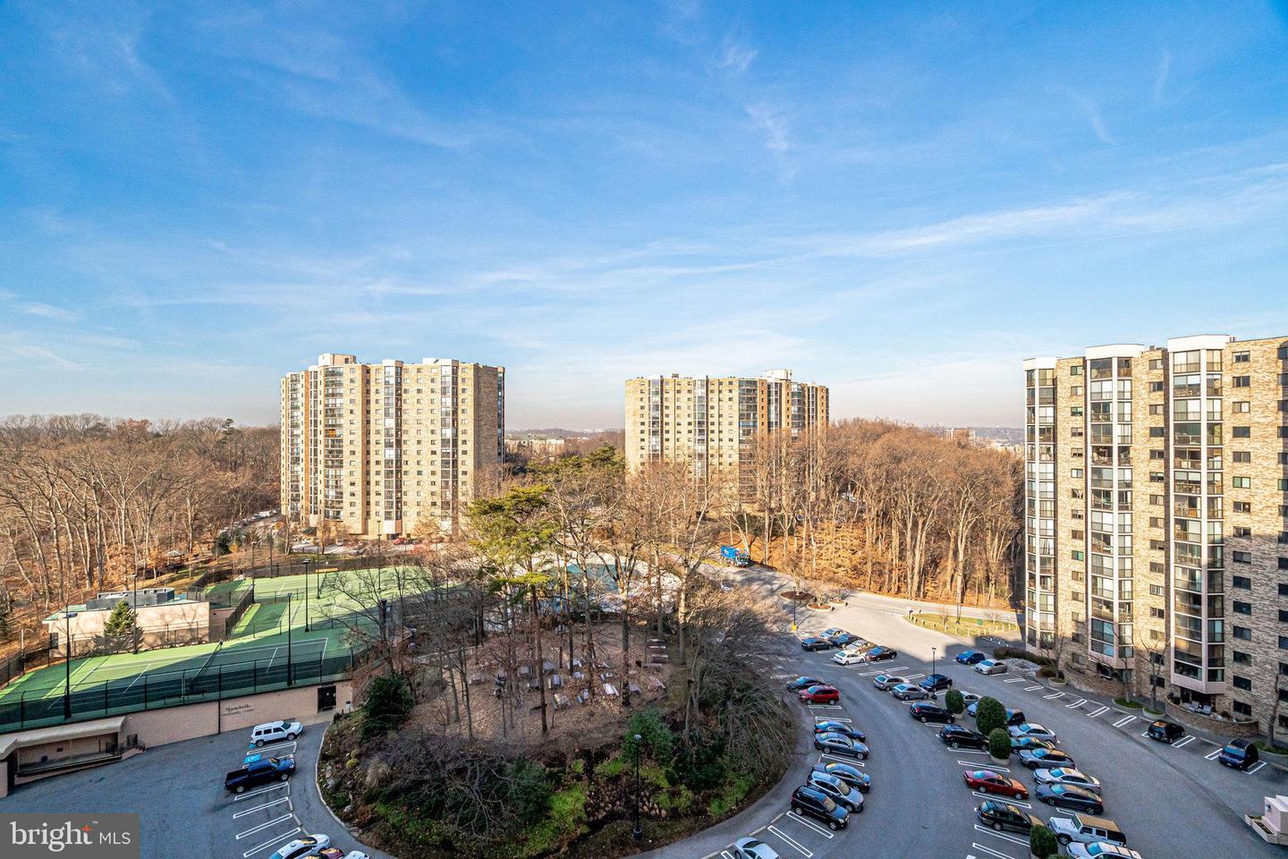 5902 MOUNT EAGLE DR #403, ALEXANDRIA, Virginia 22303, 2 Bedrooms Bedrooms, ,1 BathroomBathrooms,Residential,For sale,5902 MOUNT EAGLE DR #403,VAFX2229062 MLS # VAFX2229062