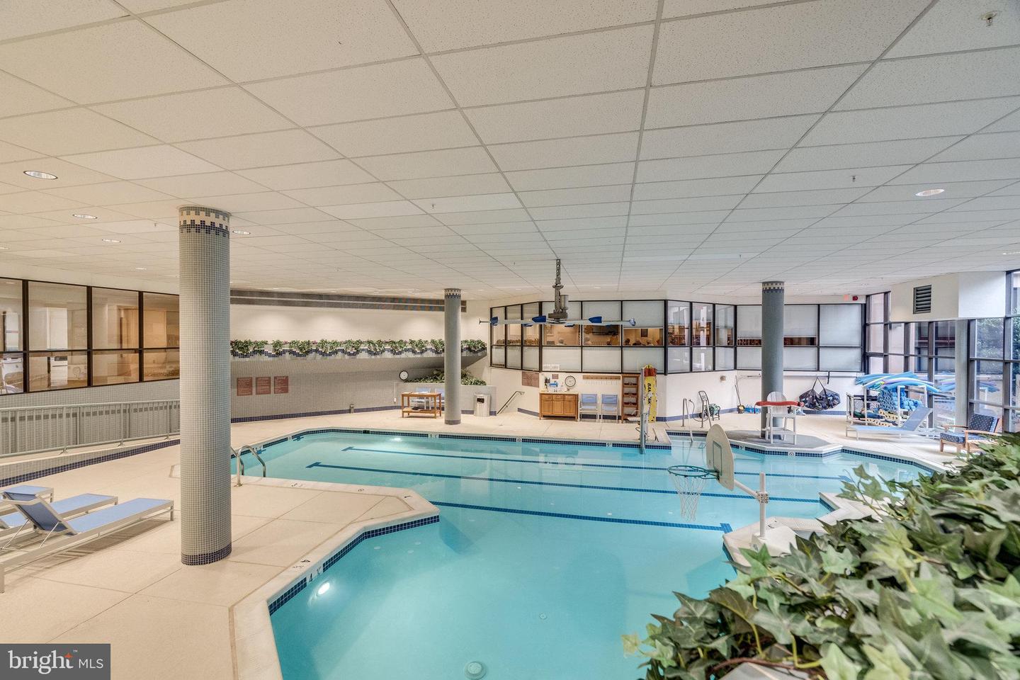 5902 MOUNT EAGLE DR #403, ALEXANDRIA, Virginia 22303, 2 Bedrooms Bedrooms, ,1 BathroomBathrooms,Residential,For sale,5902 MOUNT EAGLE DR #403,VAFX2229062 MLS # VAFX2229062
