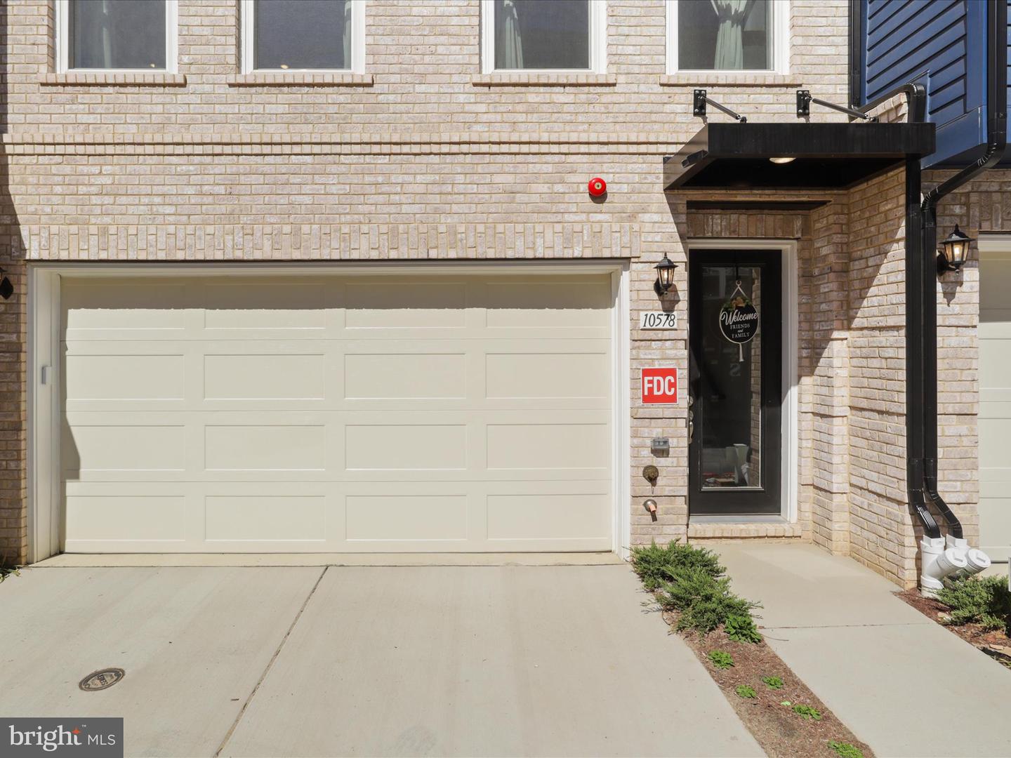 10578 RED OAK ST, FAIRFAX, Virginia 22030, 4 Bedrooms Bedrooms, ,3 BathroomsBathrooms,Residential,For sale,10578 RED OAK ST,VAFC2005972 MLS # VAFC2005972