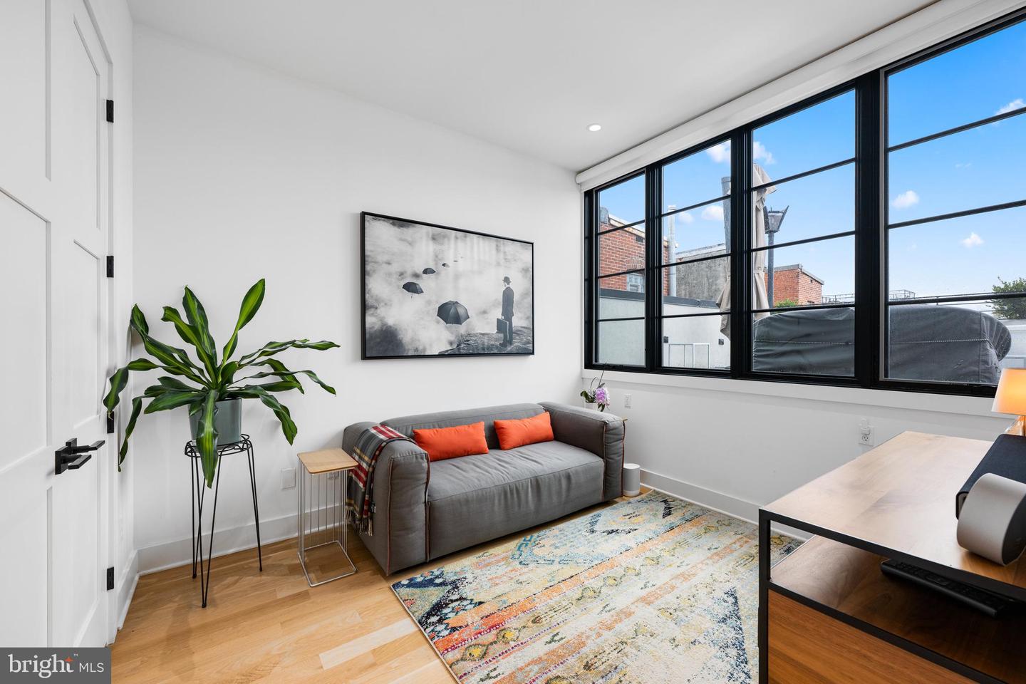 1806 9TH ST NW #2, WASHINGTON, District Of Columbia 20001, 3 Bedrooms Bedrooms, ,3 BathroomsBathrooms,Residential,For sale,1806 9TH ST NW #2,DCDC2191310 MLS # DCDC2191310