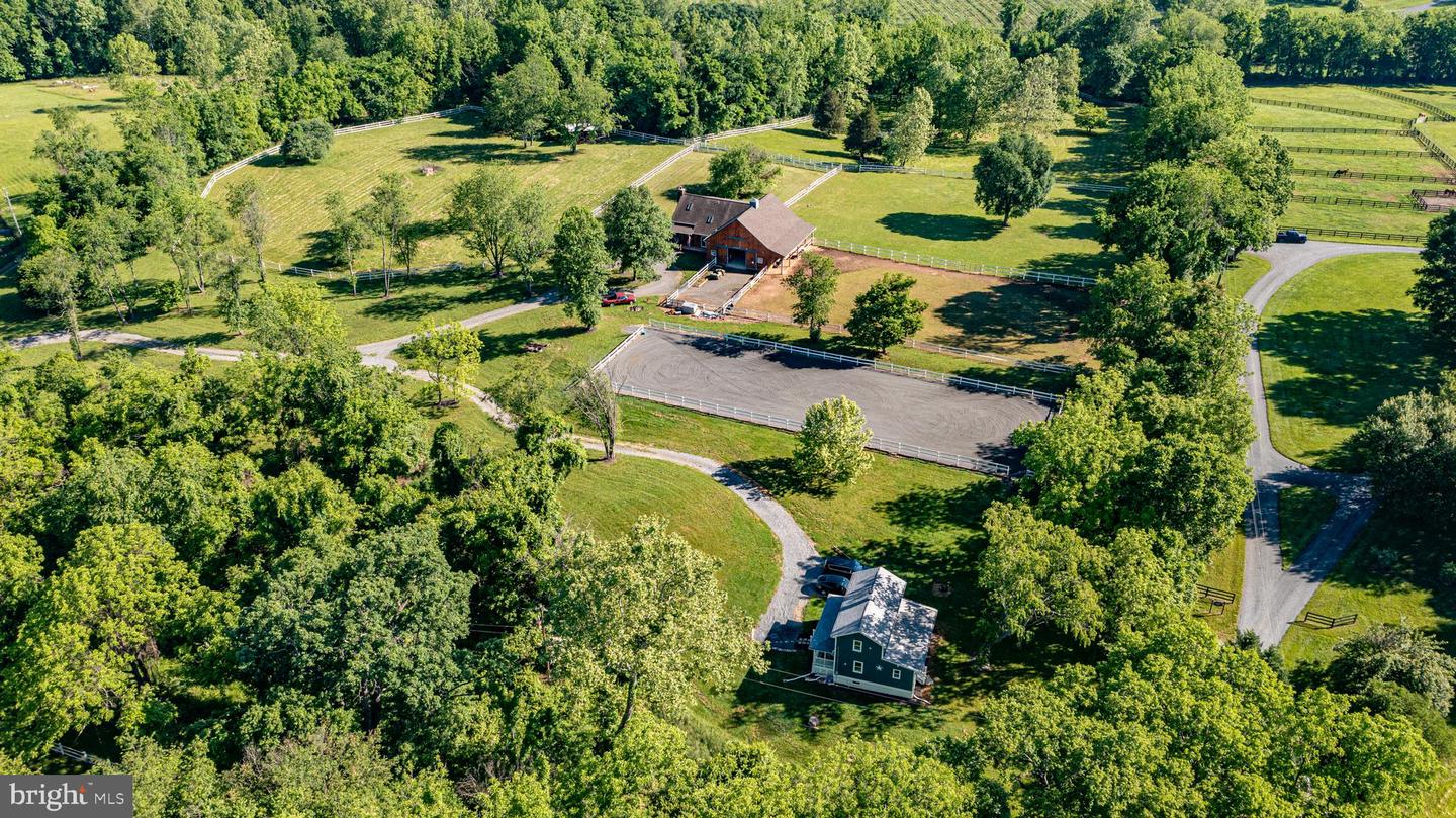 40242 CHARLES TOWN PIKE, HAMILTON, Virginia 20158, 4 Bedrooms Bedrooms, ,3 BathroomsBathrooms,Residential,For sale,40242 CHARLES TOWN PIKE,VALO2092094 MLS # VALO2092094