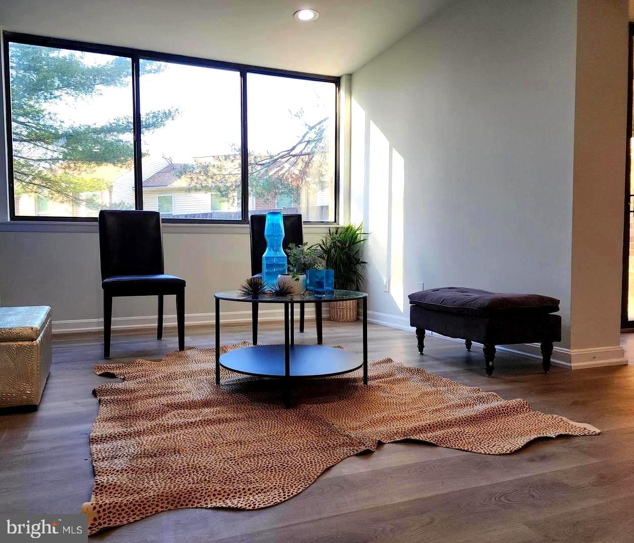 525 N ARMISTEAD ST #T2, ALEXANDRIA, Virginia 22312, 3 Bedrooms Bedrooms, ,2 BathroomsBathrooms,Residential,For sale,525 N ARMISTEAD ST #T2,VAAX2042308 MLS # VAAX2042308