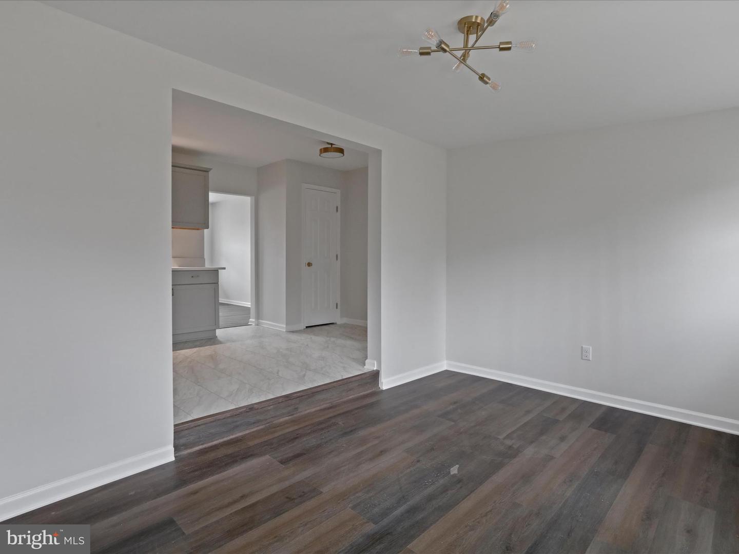 829 W 14TH ST, FRONT ROYAL, Virginia 22630, 3 Bedrooms Bedrooms, ,1 BathroomBathrooms,Residential,For sale,829 W 14TH ST,VAWR2010574 MLS # VAWR2010574