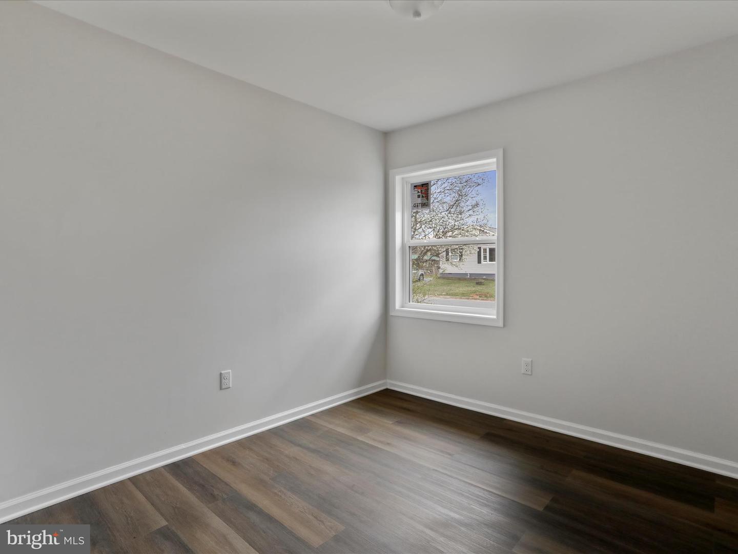 829 W 14TH ST, FRONT ROYAL, Virginia 22630, 3 Bedrooms Bedrooms, ,1 BathroomBathrooms,Residential,For sale,829 W 14TH ST,VAWR2010574 MLS # VAWR2010574