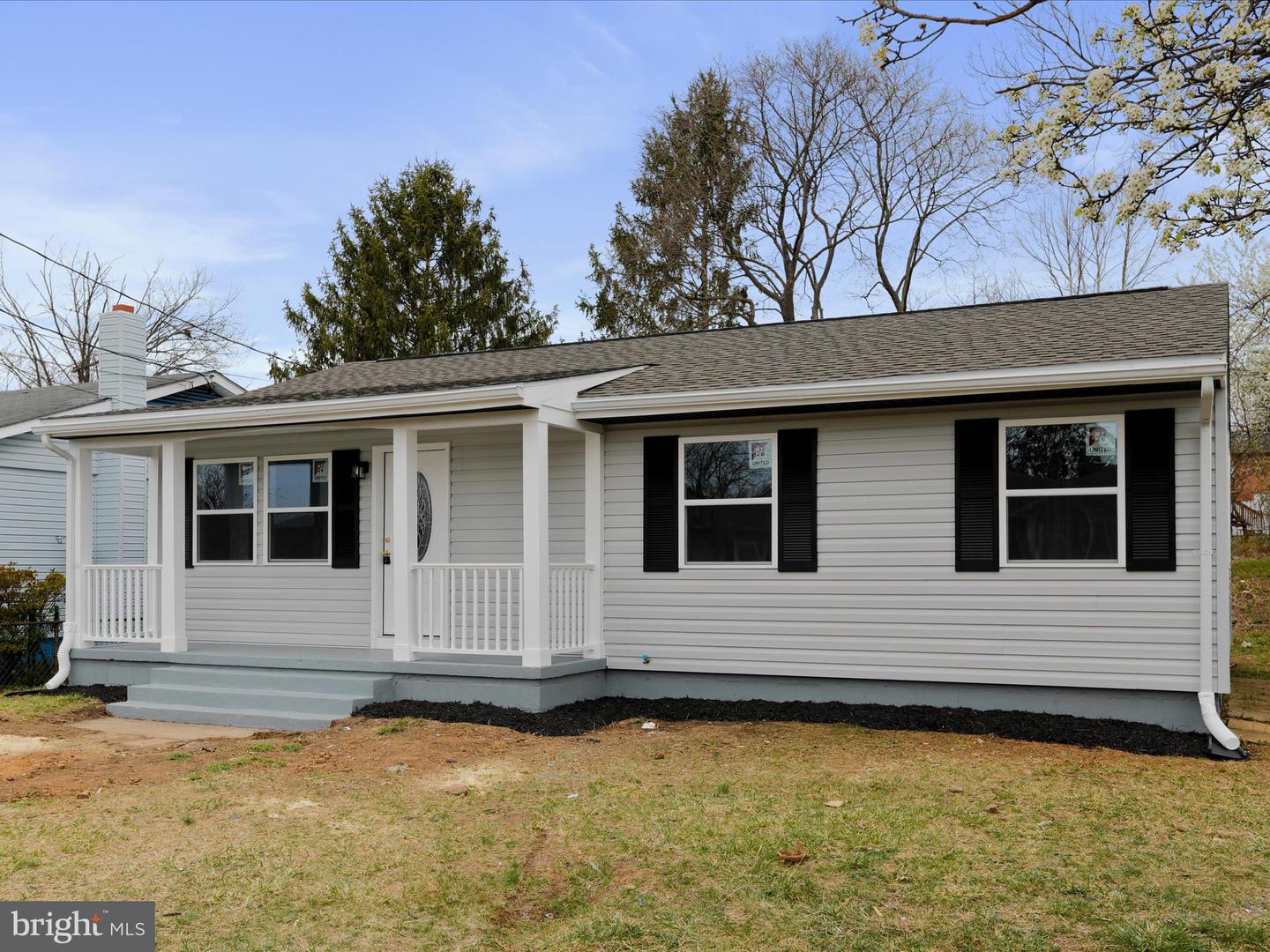 829 W 14TH ST, FRONT ROYAL, Virginia 22630, 3 Bedrooms Bedrooms, ,1 BathroomBathrooms,Residential,For sale,829 W 14TH ST,VAWR2010574 MLS # VAWR2010574