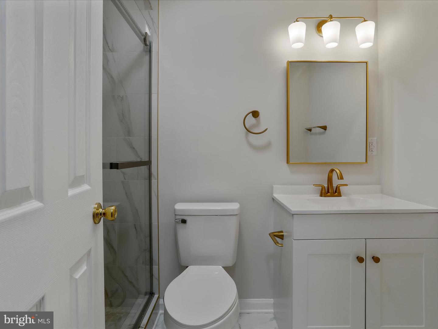 829 W 14TH ST, FRONT ROYAL, Virginia 22630, 3 Bedrooms Bedrooms, ,1 BathroomBathrooms,Residential,For sale,829 W 14TH ST,VAWR2010574 MLS # VAWR2010574