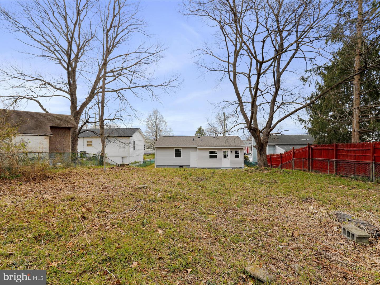 829 W 14TH ST, FRONT ROYAL, Virginia 22630, 3 Bedrooms Bedrooms, ,1 BathroomBathrooms,Residential,For sale,829 W 14TH ST,VAWR2010574 MLS # VAWR2010574