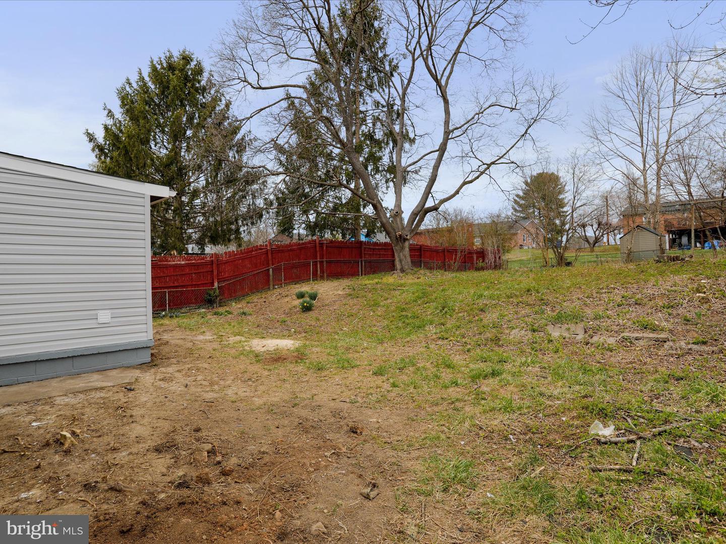 829 W 14TH ST, FRONT ROYAL, Virginia 22630, 3 Bedrooms Bedrooms, ,1 BathroomBathrooms,Residential,For sale,829 W 14TH ST,VAWR2010574 MLS # VAWR2010574