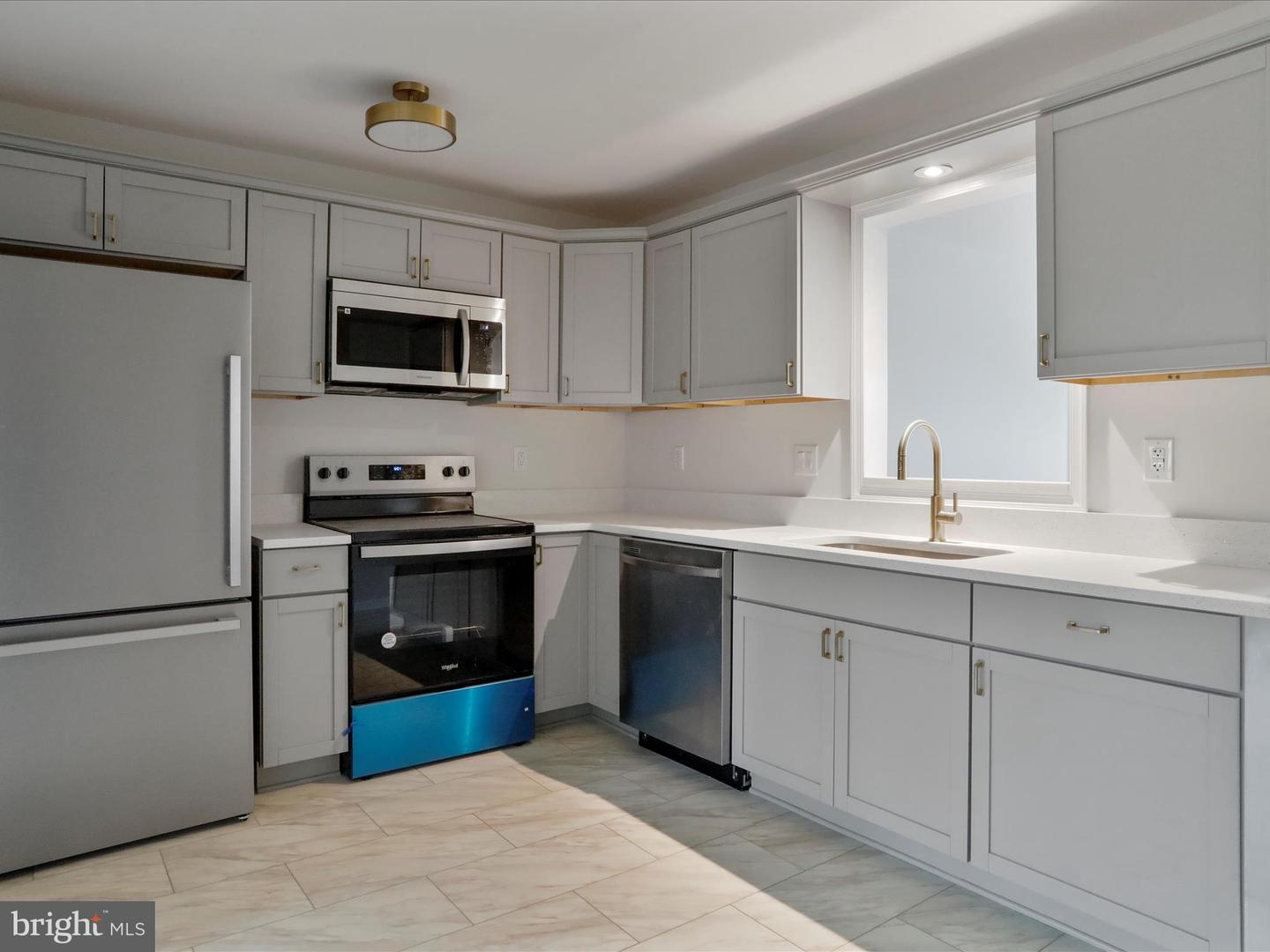 829 W 14TH ST, FRONT ROYAL, Virginia 22630, 3 Bedrooms Bedrooms, ,1 BathroomBathrooms,Residential,For sale,829 W 14TH ST,VAWR2010574 MLS # VAWR2010574