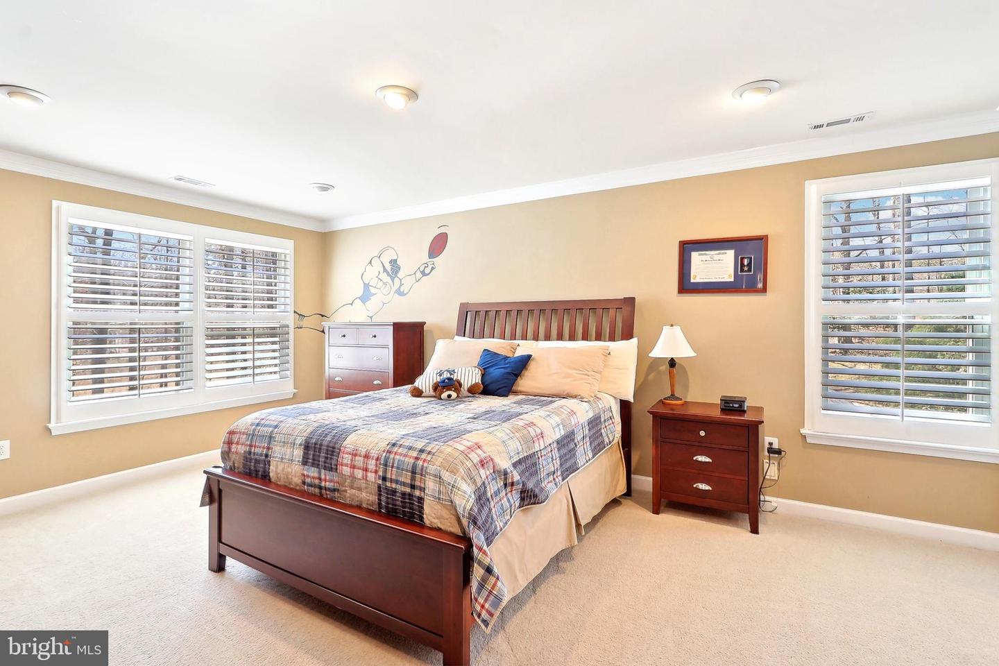 7951 KELLY ANN CT, FAIRFAX STATION, Virginia 22039, 5 Bedrooms Bedrooms, ,5 BathroomsBathrooms,Residential,For sale,7951 KELLY ANN CT,VAFX2226470 MLS # VAFX2226470