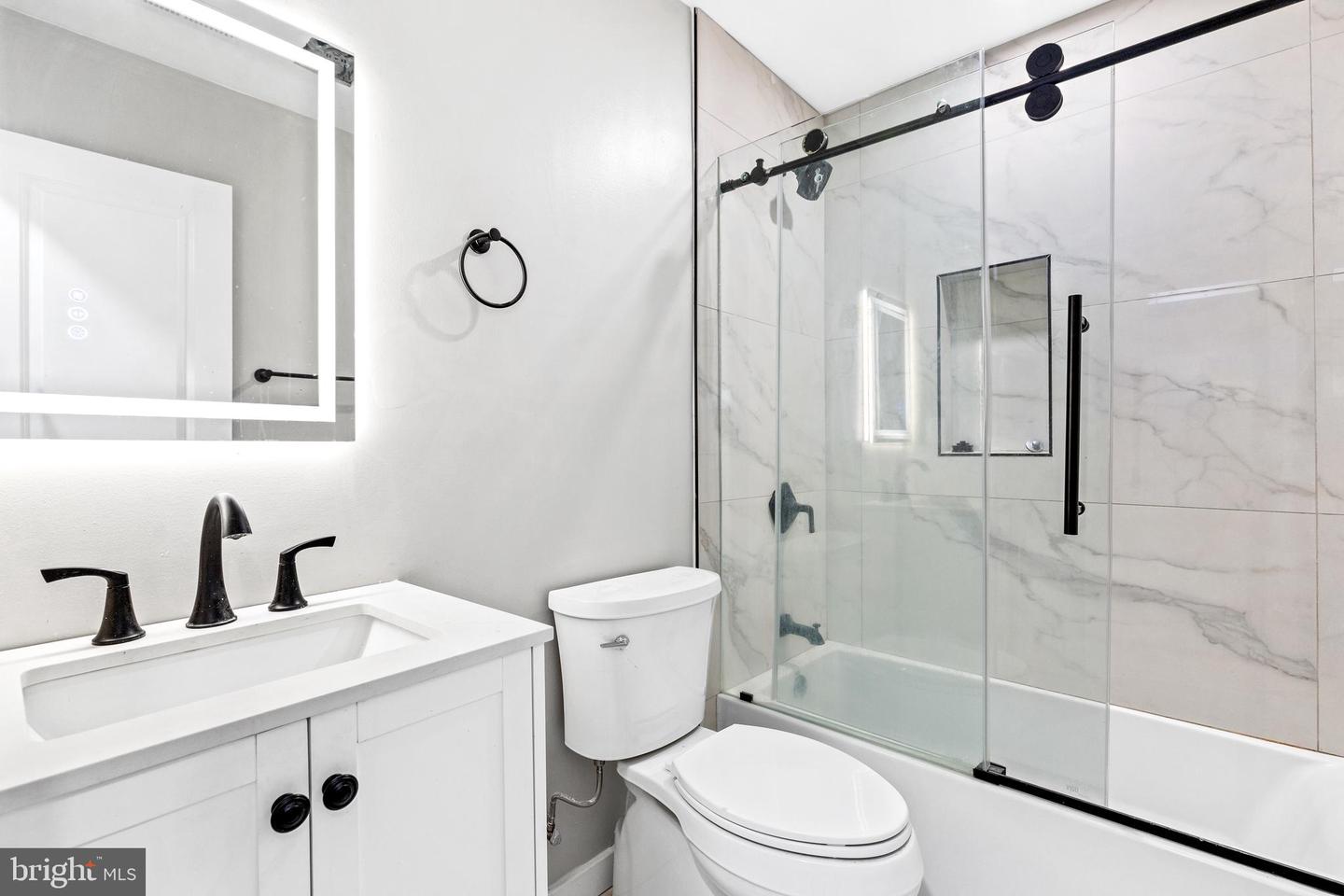 2036 1ST ST NW, WASHINGTON, District Of Columbia 20001, 7 Bedrooms Bedrooms, 14 Rooms Rooms,3 BathroomsBathrooms,Residential,For sale,2036 1ST ST NW,DCDC2190344 MLS # DCDC2190344