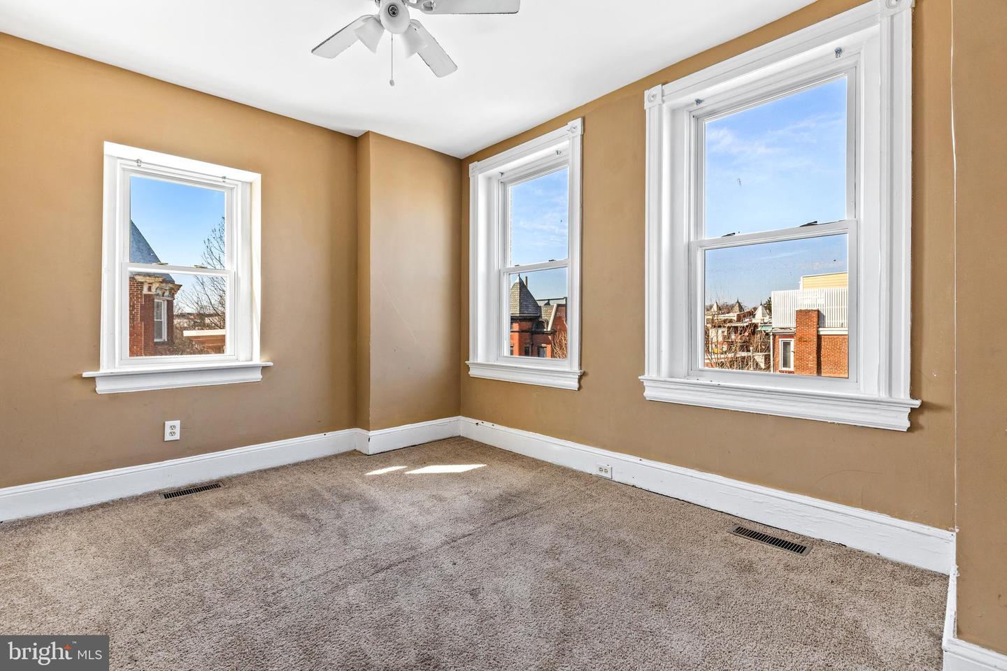 2036 1ST ST NW, WASHINGTON, District Of Columbia 20001, 7 Bedrooms Bedrooms, 14 Rooms Rooms,3 BathroomsBathrooms,Residential,For sale,2036 1ST ST NW,DCDC2190344 MLS # DCDC2190344