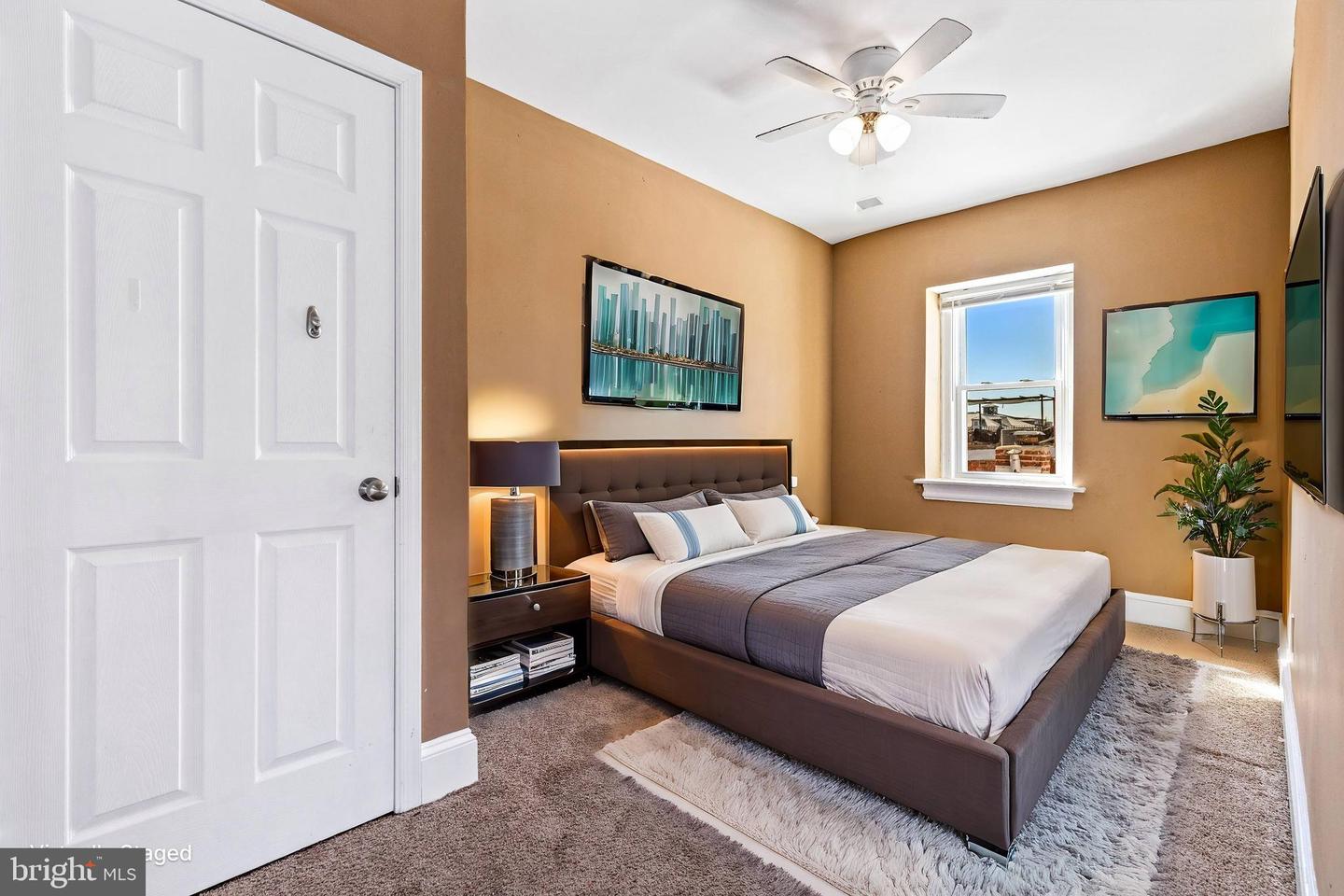 2036 1ST ST NW, WASHINGTON, District Of Columbia 20001, 7 Bedrooms Bedrooms, 14 Rooms Rooms,3 BathroomsBathrooms,Residential,For sale,2036 1ST ST NW,DCDC2190344 MLS # DCDC2190344