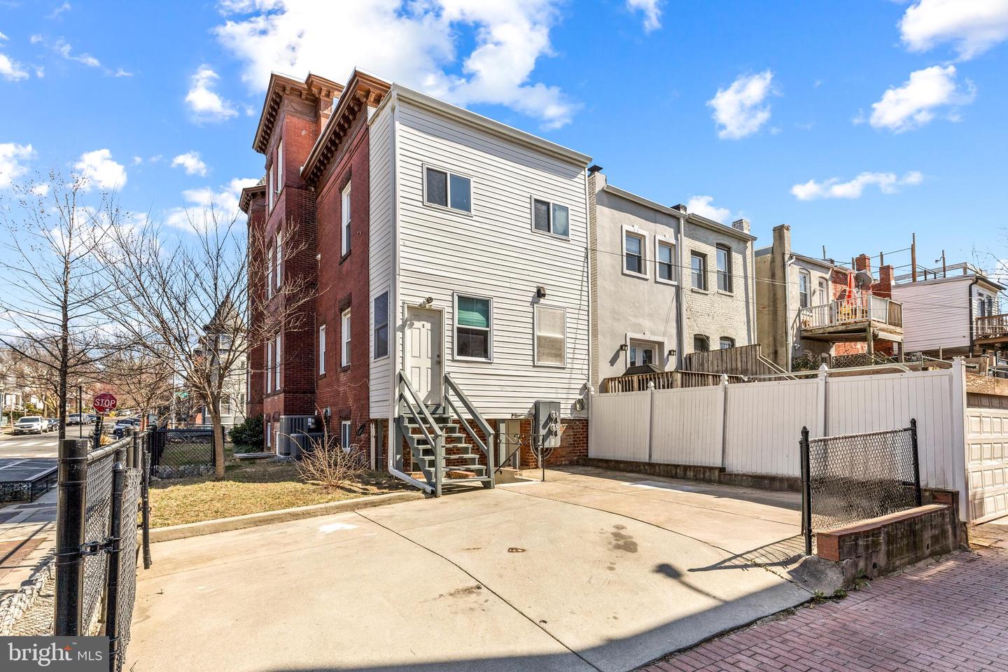 2036 1ST ST NW, WASHINGTON, District Of Columbia 20001, 7 Bedrooms Bedrooms, 14 Rooms Rooms,3 BathroomsBathrooms,Residential,For sale,2036 1ST ST NW,DCDC2190344 MLS # DCDC2190344