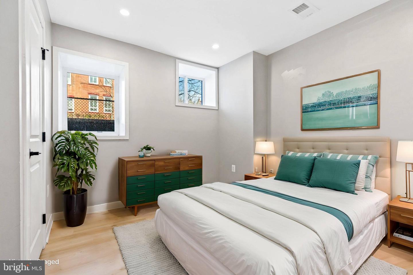 2036 1ST ST NW, WASHINGTON, District Of Columbia 20001, 7 Bedrooms Bedrooms, 14 Rooms Rooms,3 BathroomsBathrooms,Residential,For sale,2036 1ST ST NW,DCDC2190344 MLS # DCDC2190344