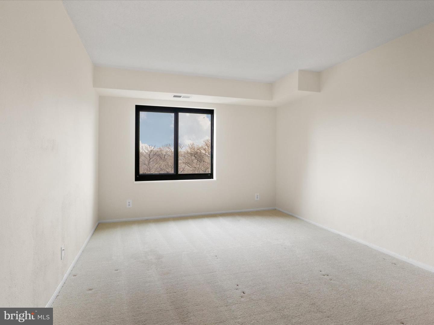 309 YOAKUM PKWY #1003, ALEXANDRIA, Virginia 22304, 2 Bedrooms Bedrooms, ,2 BathroomsBathrooms,Residential,For sale,309 YOAKUM PKWY #1003,VAAX2042884 MLS # VAAX2042884