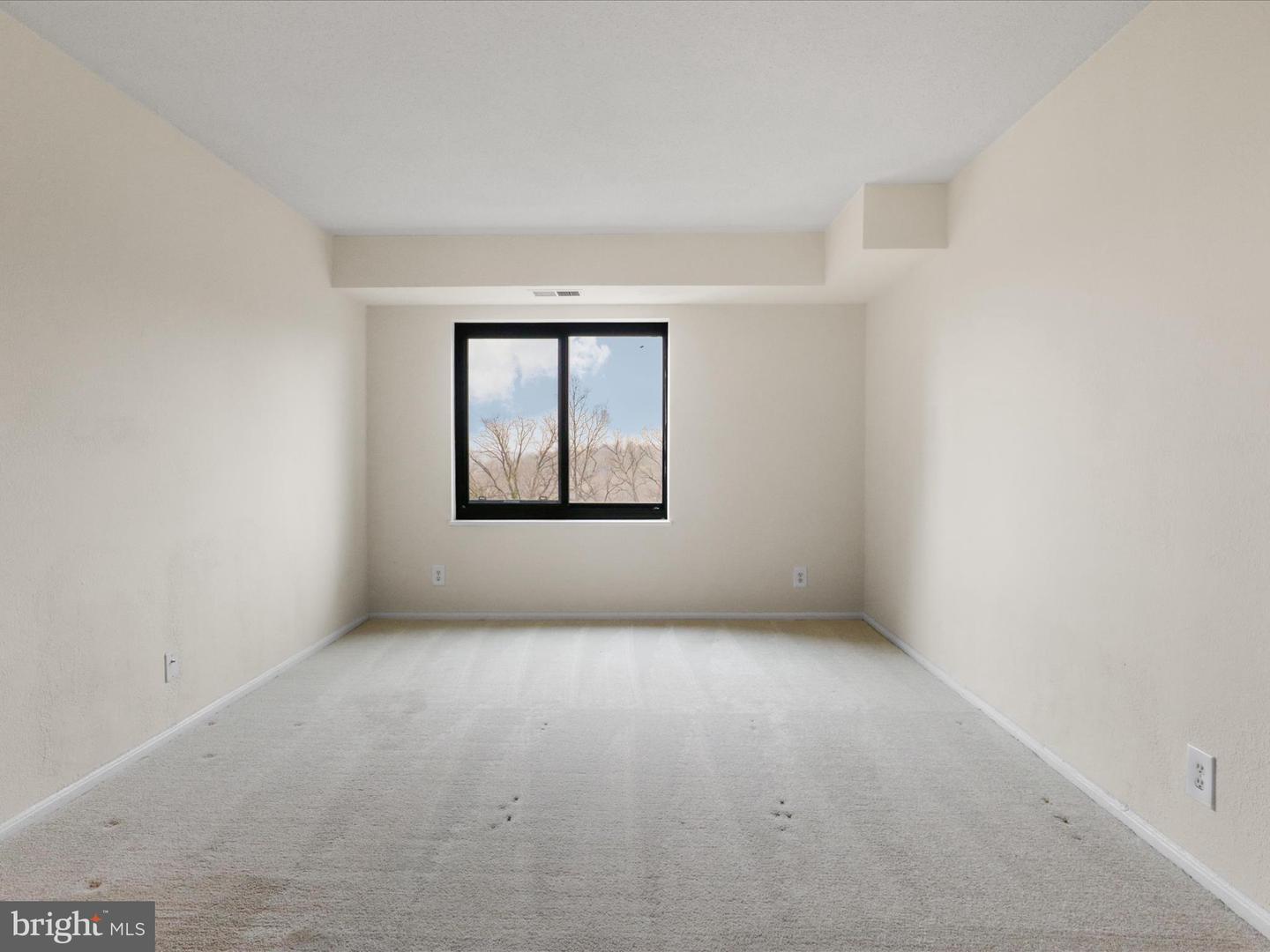 309 YOAKUM PKWY #1003, ALEXANDRIA, Virginia 22304, 2 Bedrooms Bedrooms, ,2 BathroomsBathrooms,Residential,For sale,309 YOAKUM PKWY #1003,VAAX2042884 MLS # VAAX2042884