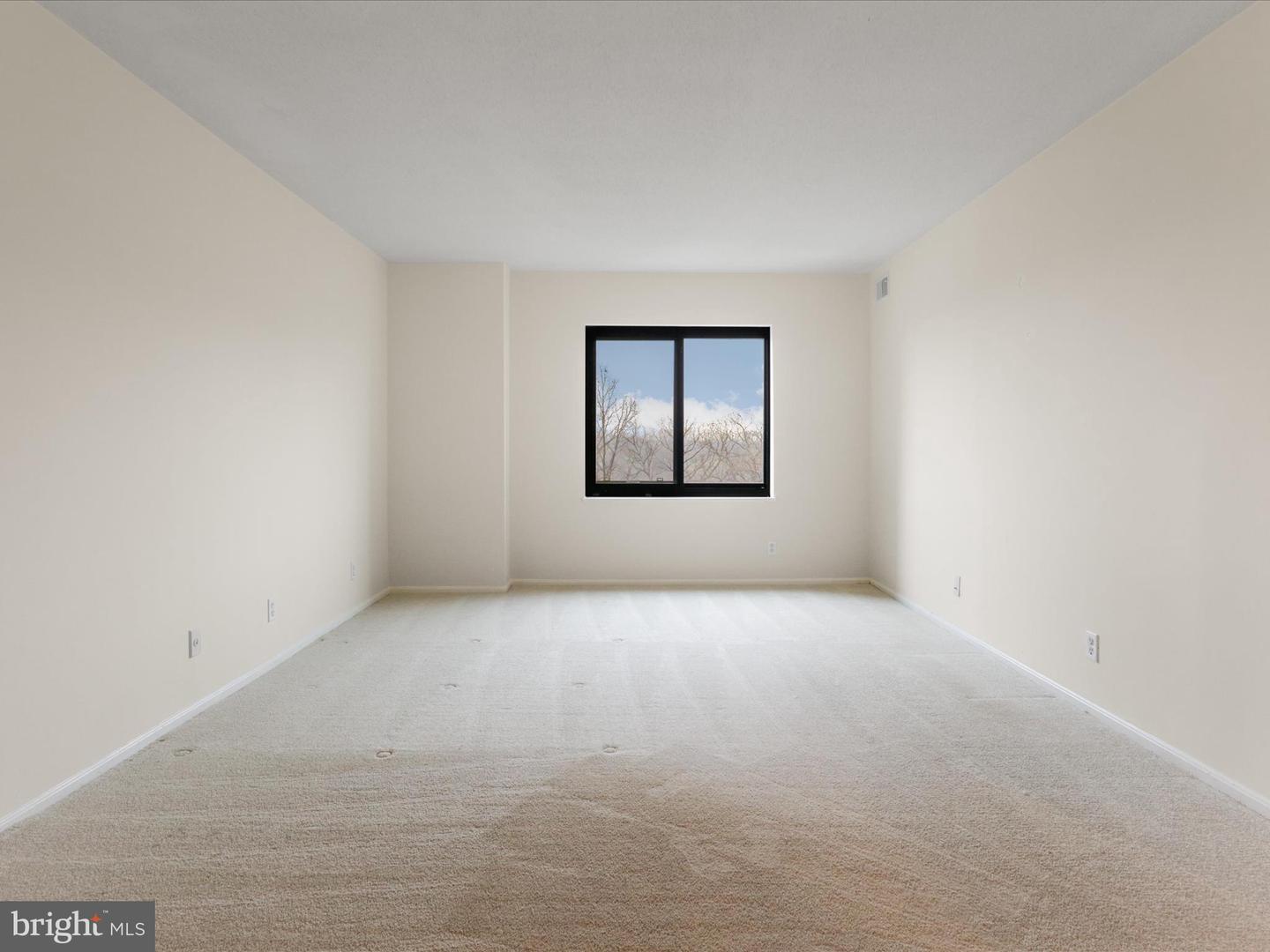 309 YOAKUM PKWY #1003, ALEXANDRIA, Virginia 22304, 2 Bedrooms Bedrooms, ,2 BathroomsBathrooms,Residential,For sale,309 YOAKUM PKWY #1003,VAAX2042884 MLS # VAAX2042884