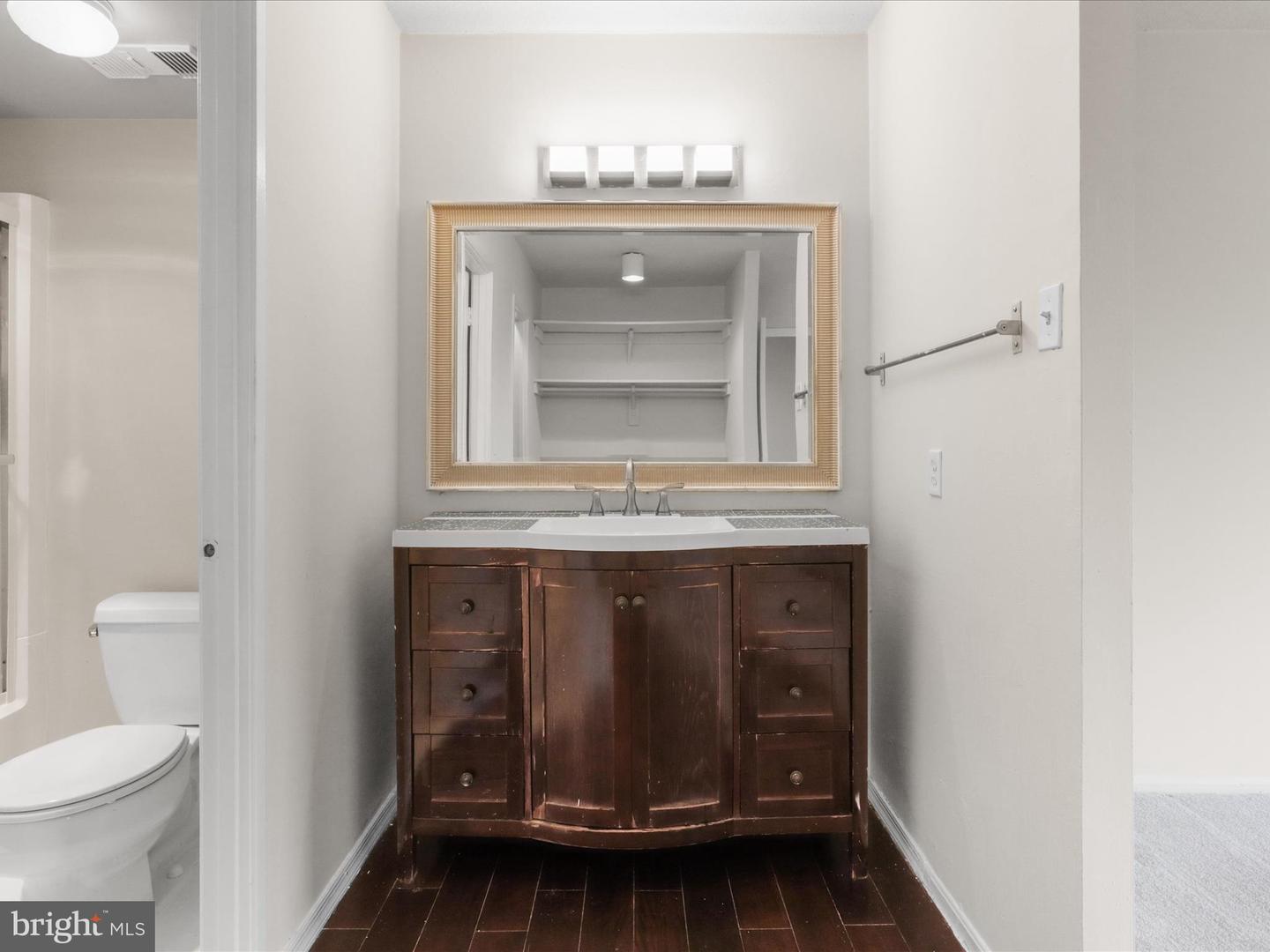 309 YOAKUM PKWY #1003, ALEXANDRIA, Virginia 22304, 2 Bedrooms Bedrooms, ,2 BathroomsBathrooms,Residential,For sale,309 YOAKUM PKWY #1003,VAAX2042884 MLS # VAAX2042884
