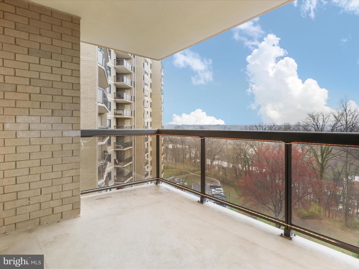 309 YOAKUM PKWY #1003, ALEXANDRIA, Virginia 22304, 2 Bedrooms Bedrooms, ,2 BathroomsBathrooms,Residential,For sale,309 YOAKUM PKWY #1003,VAAX2042884 MLS # VAAX2042884