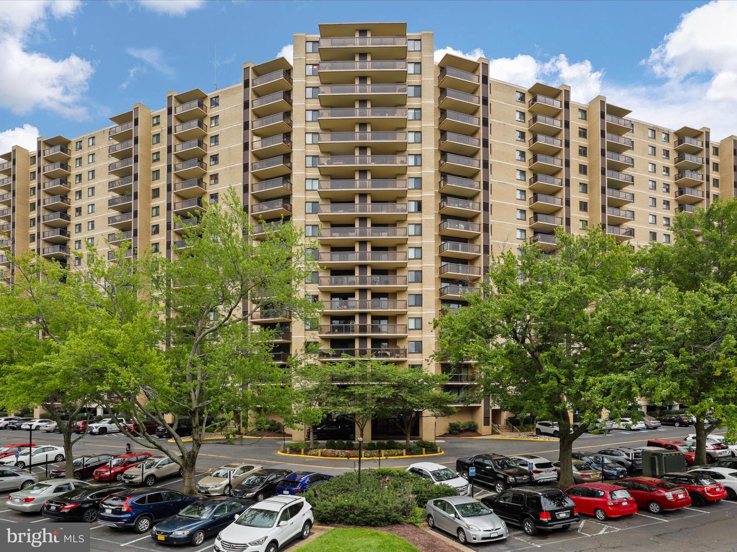 309 YOAKUM PKWY #1003, ALEXANDRIA, Virginia 22304, 2 Bedrooms Bedrooms, ,2 BathroomsBathrooms,Residential,For sale,309 YOAKUM PKWY #1003,VAAX2042884 MLS # VAAX2042884