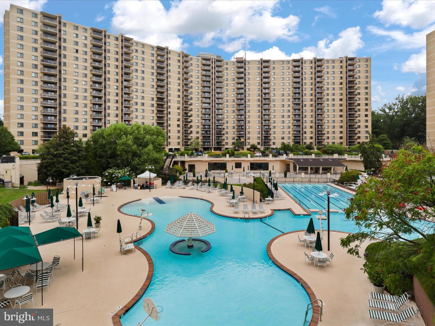 309 YOAKUM PKWY #1003, ALEXANDRIA, Virginia 22304, 2 Bedrooms Bedrooms, ,2 BathroomsBathrooms,Residential,For sale,309 YOAKUM PKWY #1003,VAAX2042884 MLS # VAAX2042884