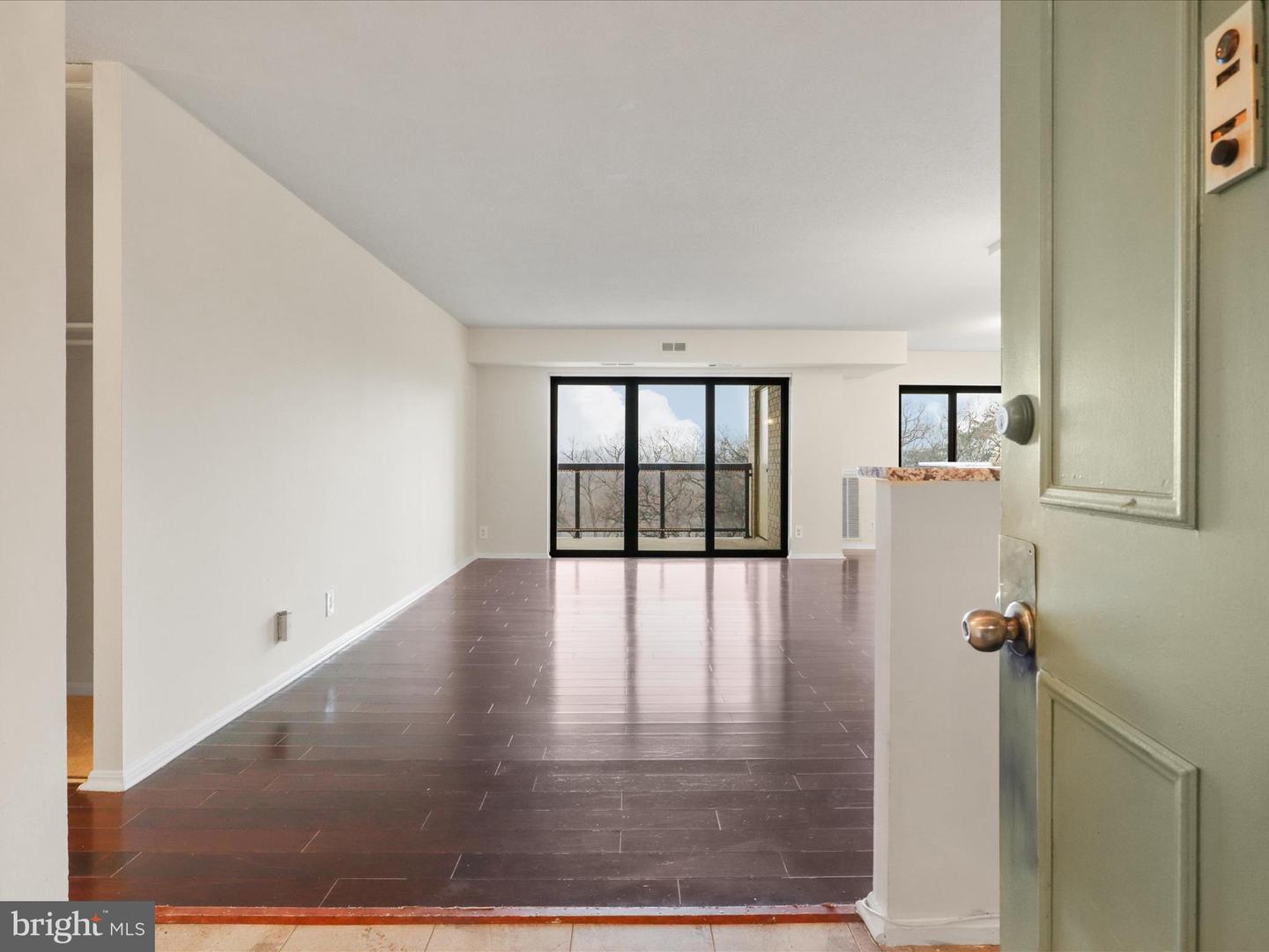 309 YOAKUM PKWY #1003, ALEXANDRIA, Virginia 22304, 2 Bedrooms Bedrooms, ,2 BathroomsBathrooms,Residential,For sale,309 YOAKUM PKWY #1003,VAAX2042884 MLS # VAAX2042884